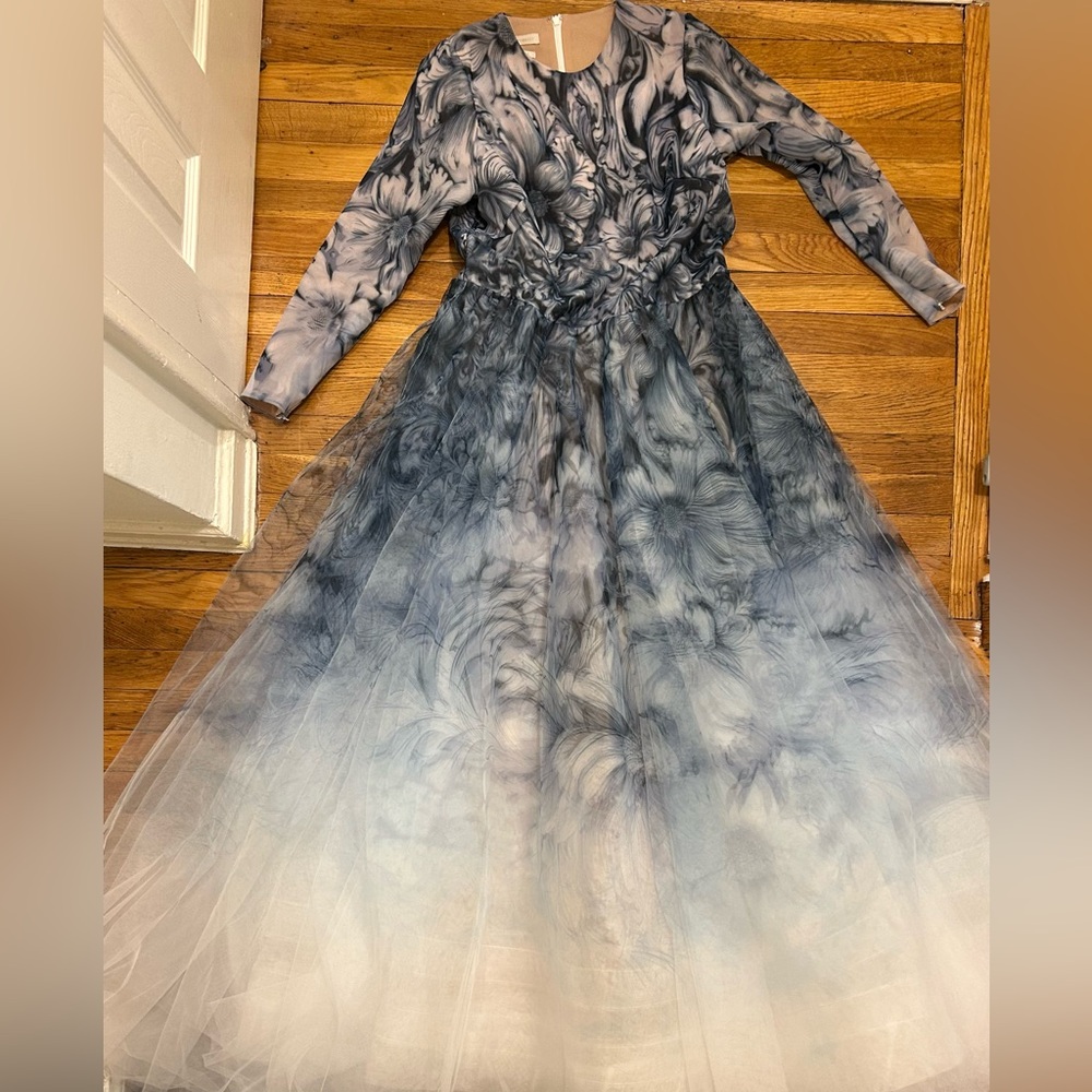 Saiid Kobeisy Ready To Wear Abstract-Print Long Sleeve Gown Size 12/14